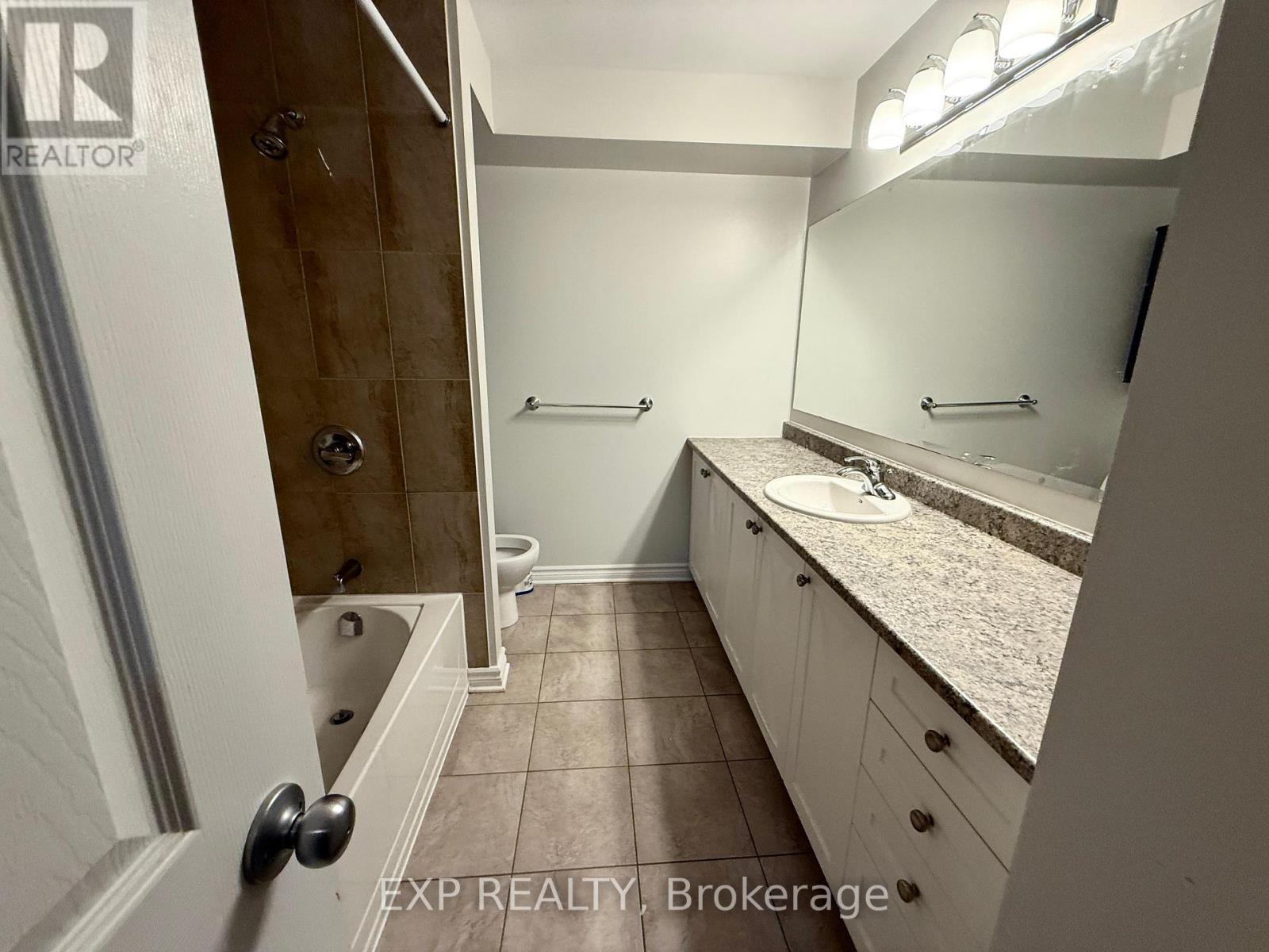 2 - 105 Bluestone Private, Ottawa, Ontario  K4A 0X7 - Photo 17 - X12446335