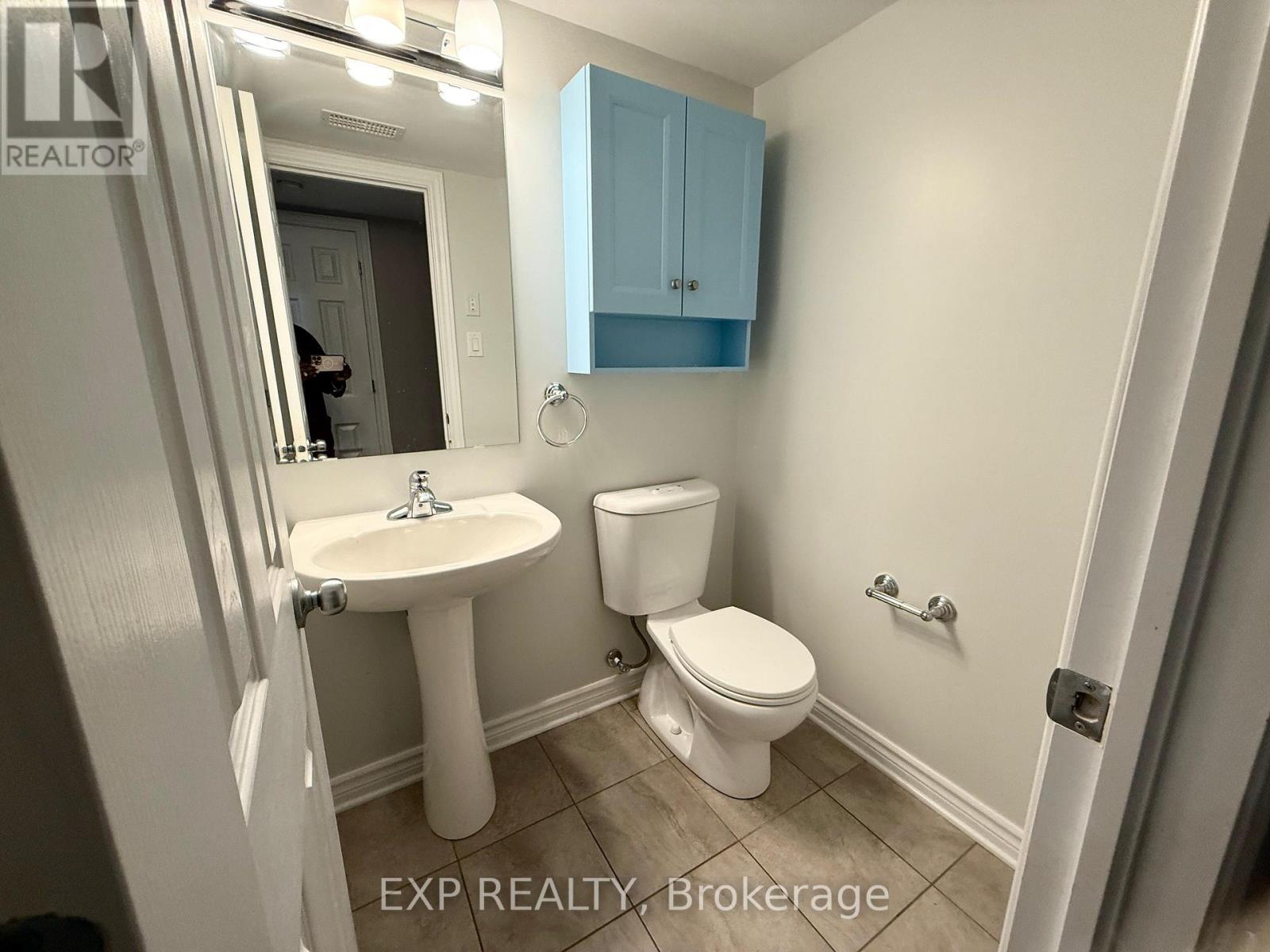 2 - 105 Bluestone Private, Ottawa, Ontario  K4A 0X7 - Photo 16 - X12446335