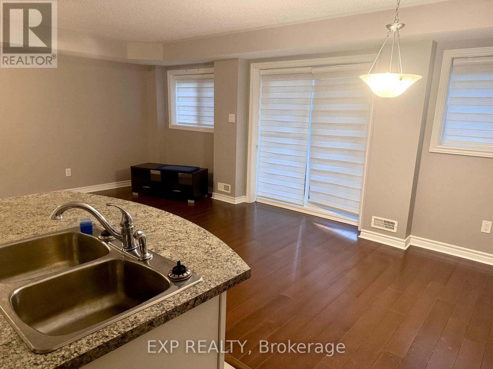 2 - 105 Bluestone Private, Ottawa, Ontario  K4A 0X7 - Photo 7 - X12446335