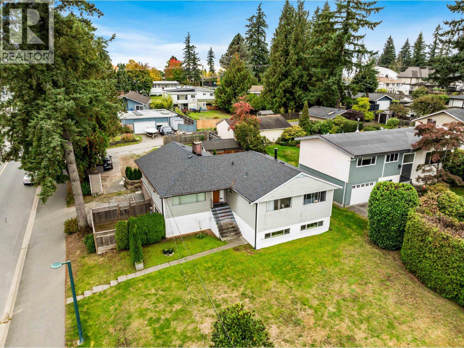 1698 SPRICE AVENUE, Coquitlam, British Columbia