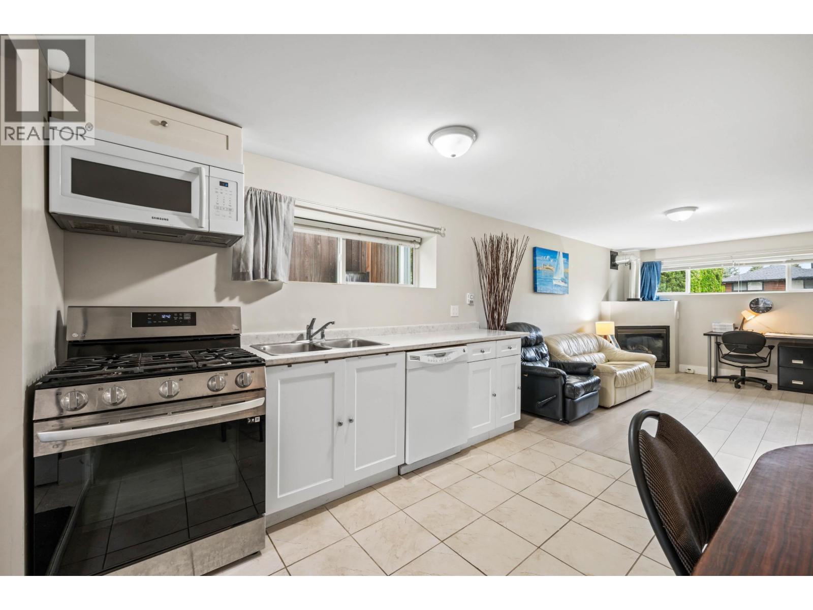 1698 Sprice Avenue, Coquitlam, British Columbia  V3J 2P6 - Photo 33 - R3063512