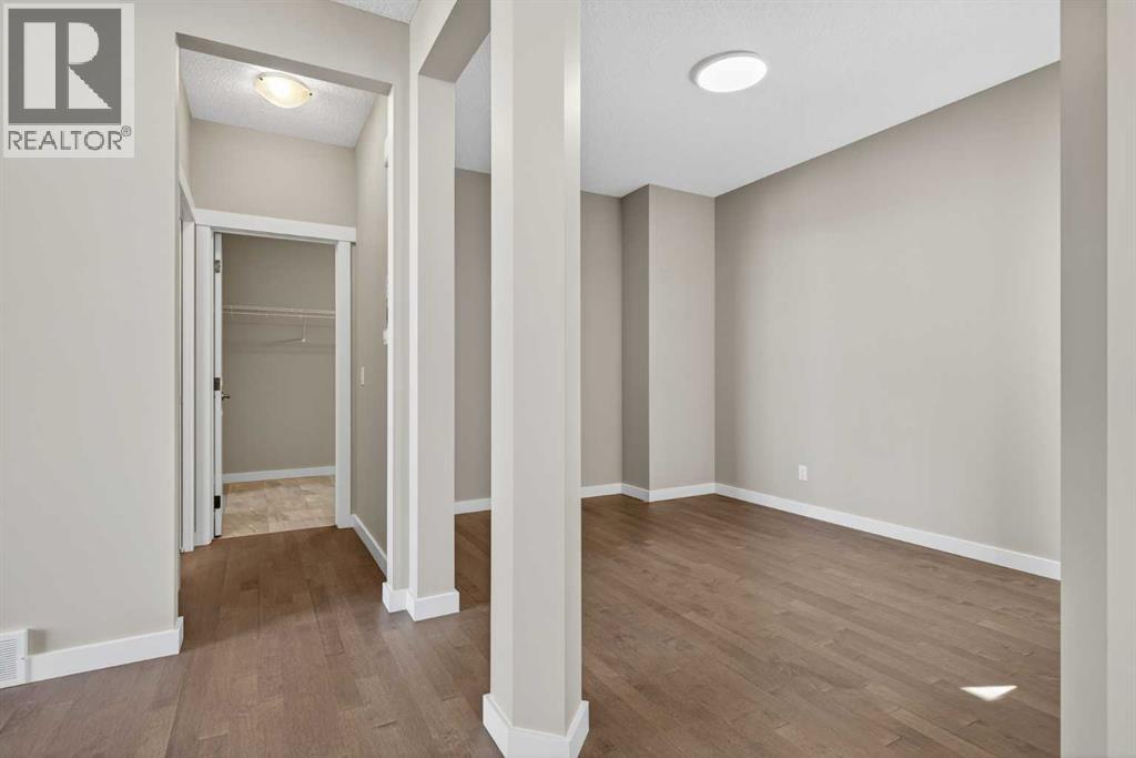 574 Sherwood Boulevard Nw, Calgary, Alberta  T3R 0R7 - Photo 21 - A2252427