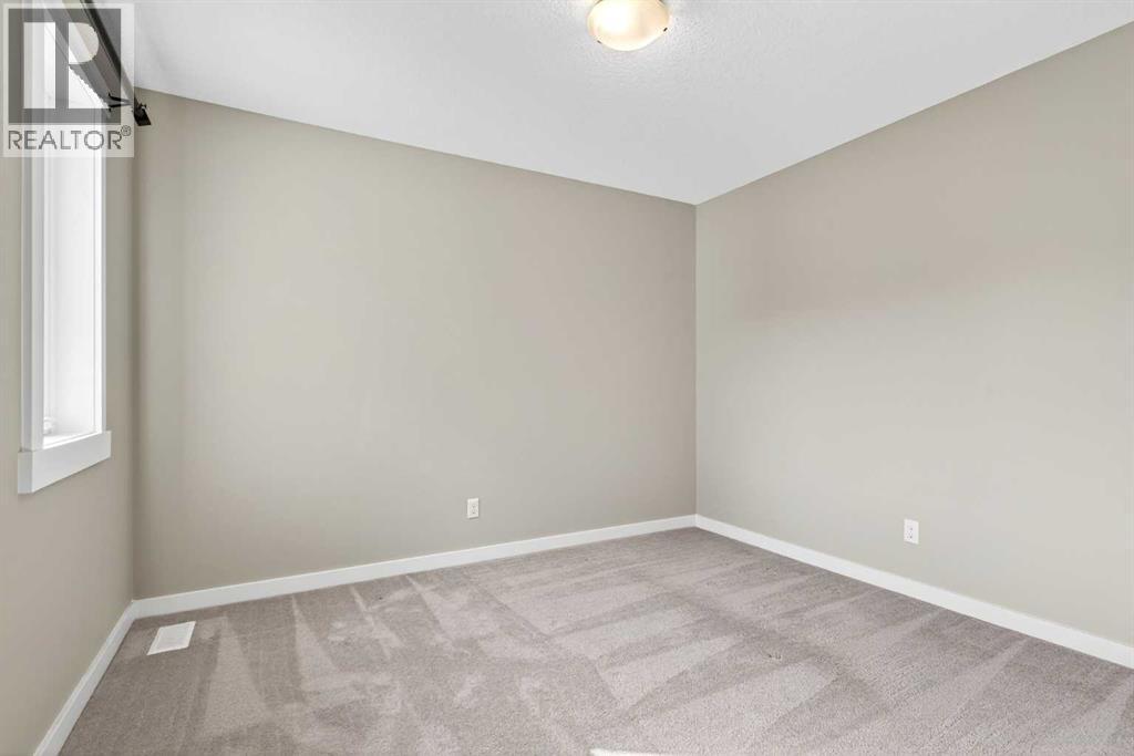 574 Sherwood Boulevard Nw, Calgary, Alberta  T3R 0R7 - Photo 30 - A2252427