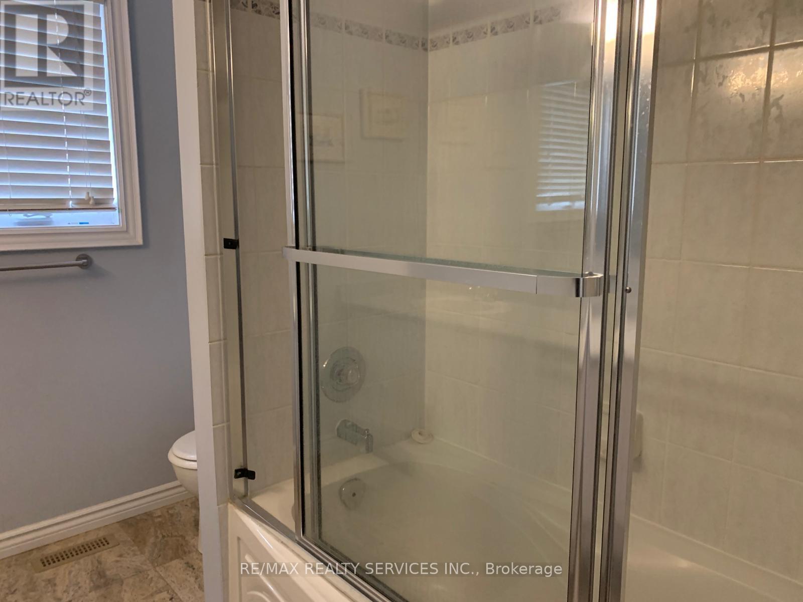 201 Bristol Road E, Mississauga, Ontario  L4Z 3V5 - Photo 29 - W12488024