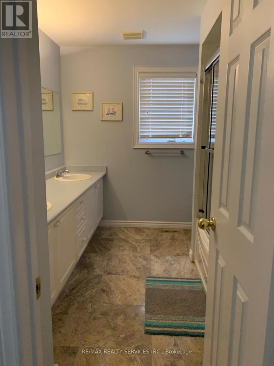 201 Bristol Road E, Mississauga, Ontario  L4Z 3V5 - Photo 37 - W12488024