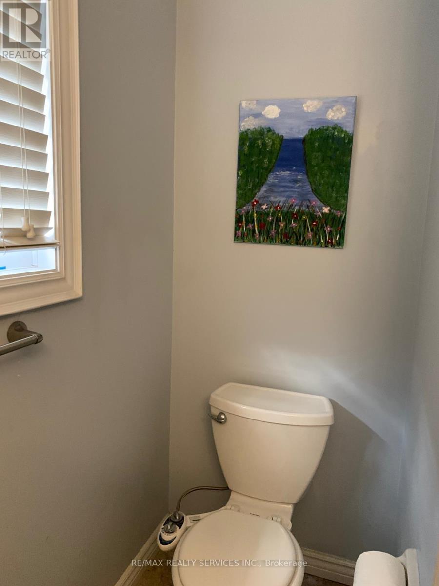 201 Bristol Road E, Mississauga, Ontario  L4Z 3V5 - Photo 39 - W12488024