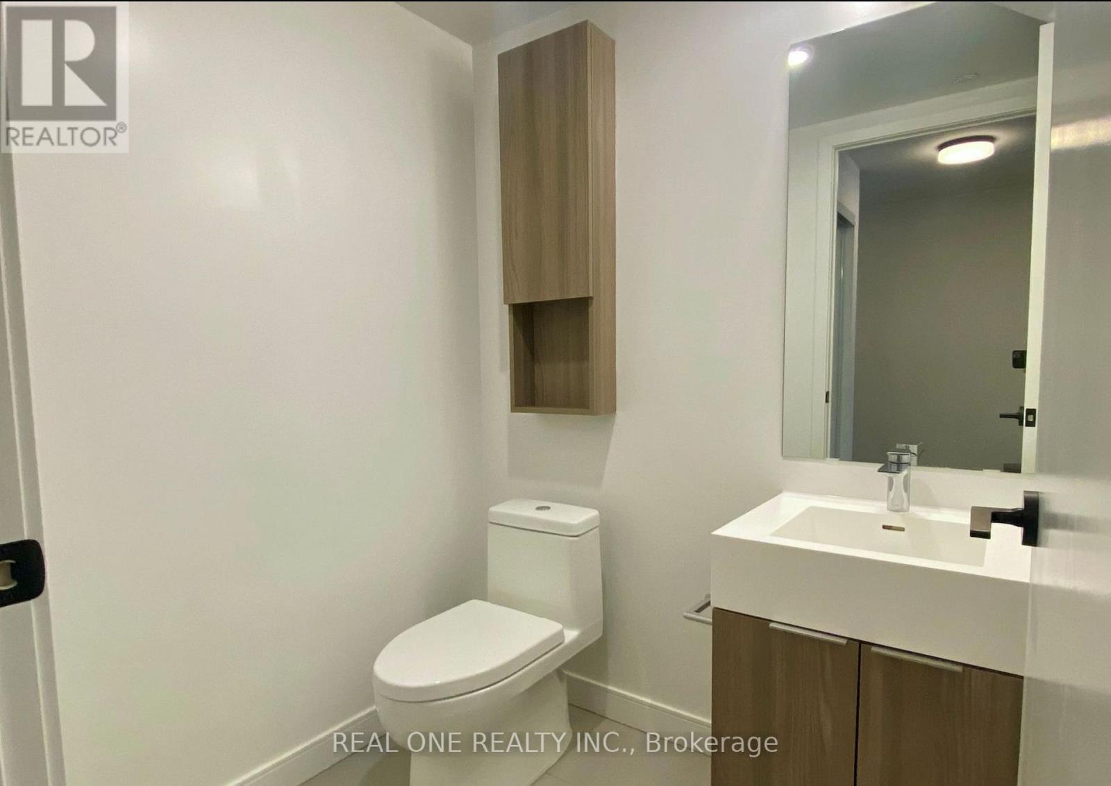 S123 - 180 Mill Street, Toronto, Ontario  M5A 0V7 - Photo 6 - C12494132