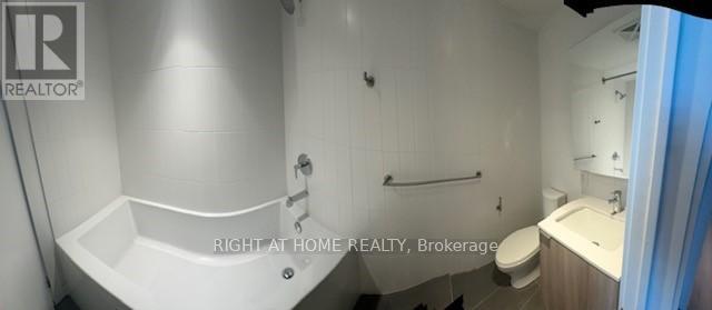 2101b - 762 Bathurst Street, Toronto, Ontario  M5S 2R6 - Photo 9 - C12494164