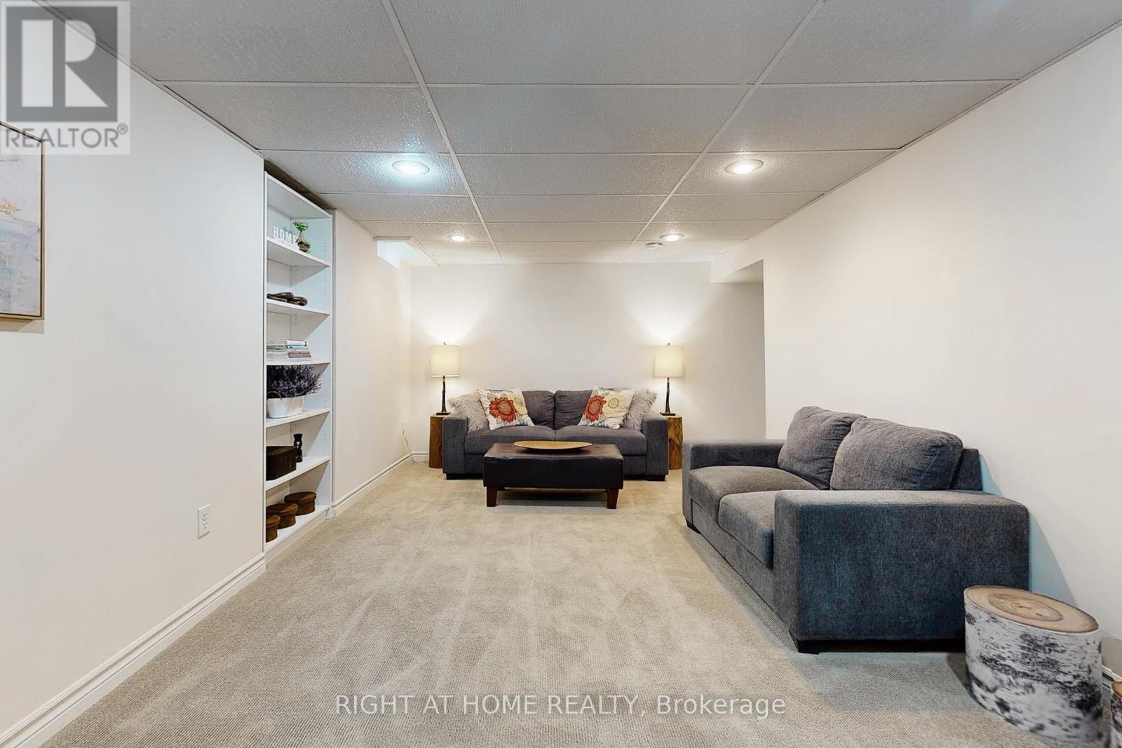 363 Crossland Gate, Newmarket, Ontario  L3X 1B5 - Photo 26 - N12494122