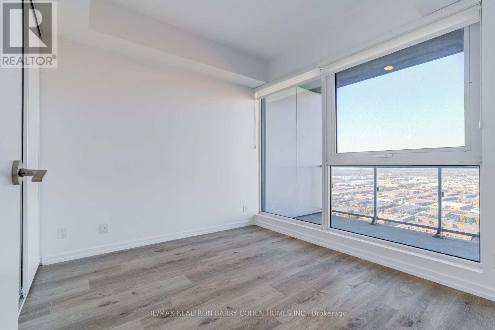 4015 - 1000 Portage Parkway, Vaughan, Ontario  L4K 0L1 - Photo 10 - N12494124