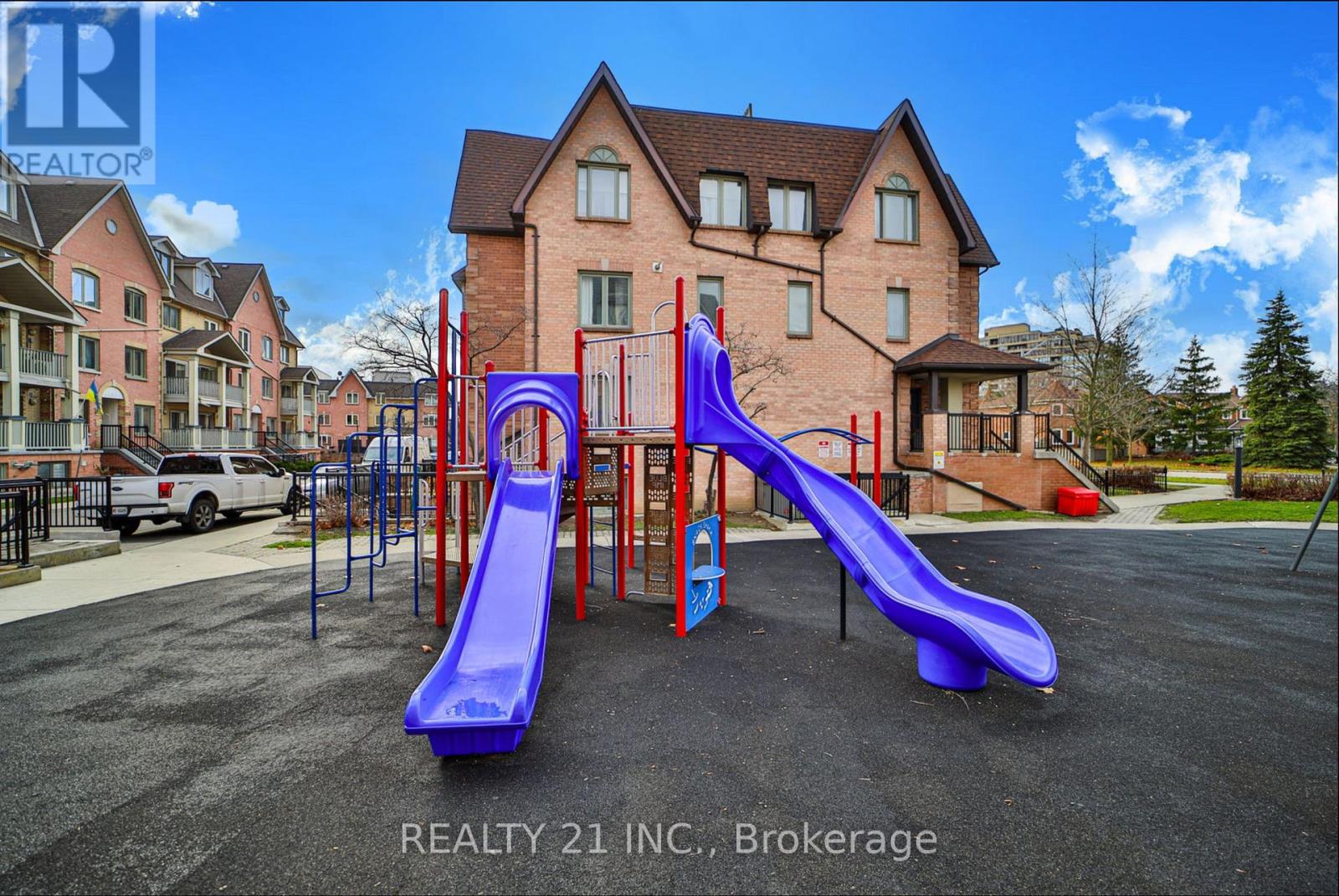 1036 - 75 Weldrick Road E, Richmond Hill, Ontario  L4C 0H9 - Photo 36 - N12494156