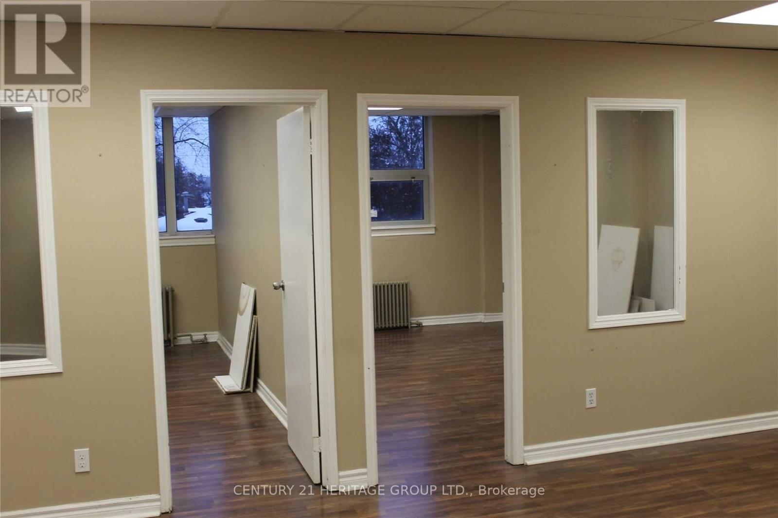 207 - 10255 Yonge Street, Richmond Hill, Ontario  L4C 3B2 - Photo 5 - N12494158