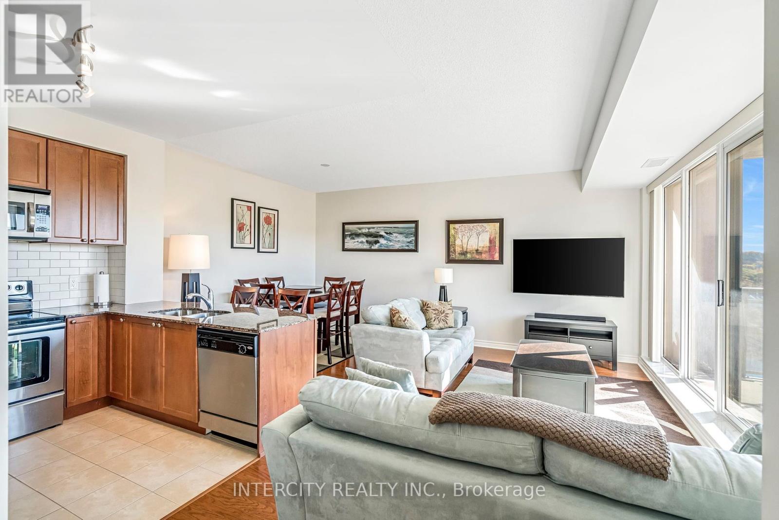 1007 - 699 Aberdeen Boulevard, Midland, Ontario  L4R 5P2 - Photo 3 - S12494130