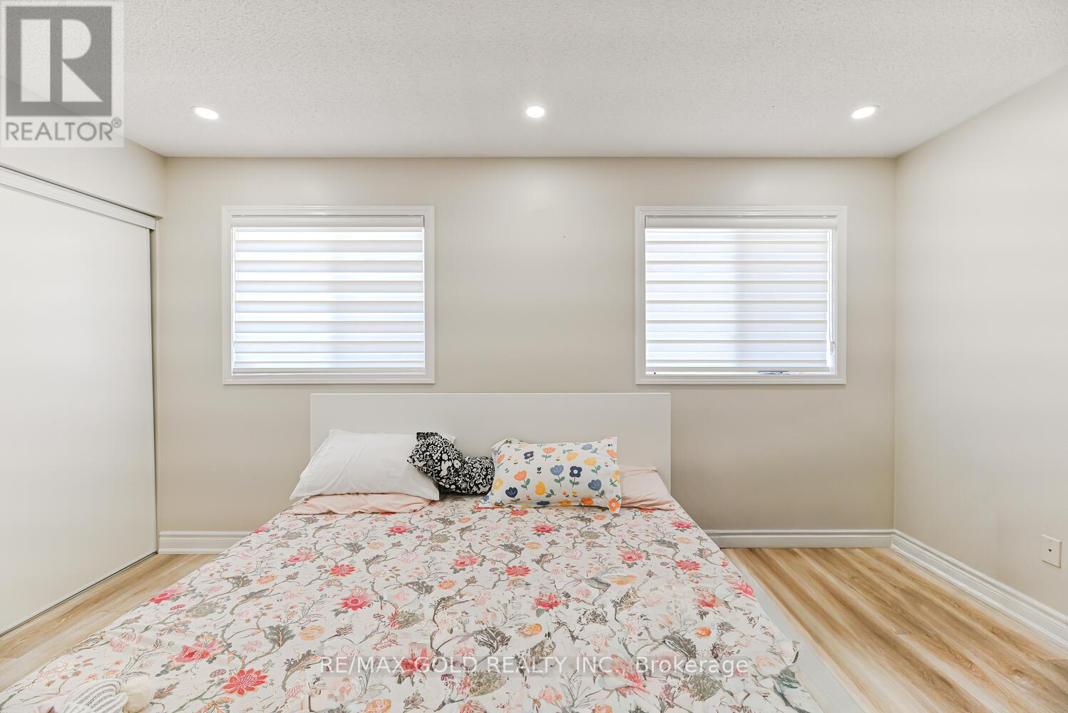 17 Levida Street, Brampton, Ontario  L6P 2Y6 - Photo 21 - W12494114