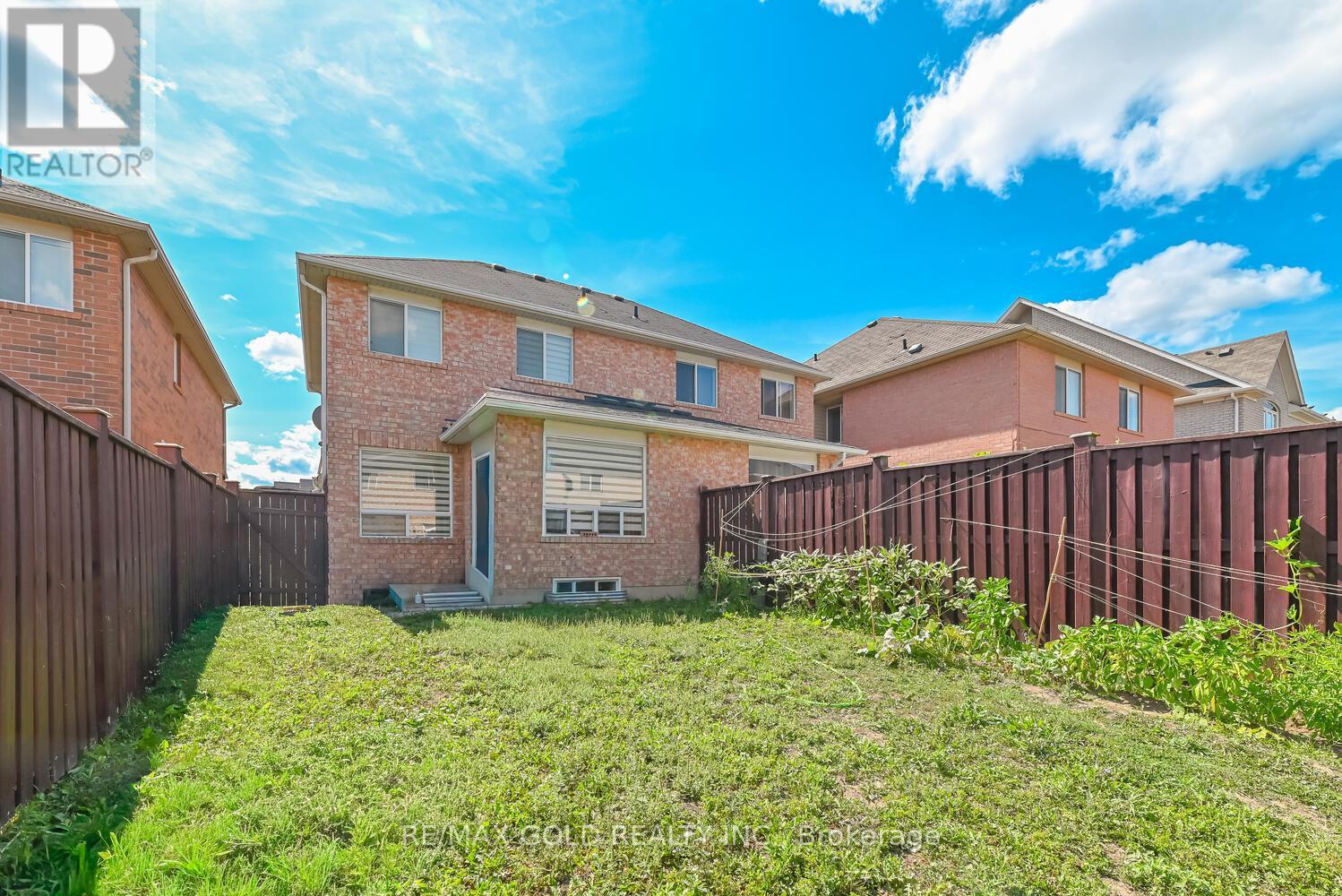 17 Levida Street, Brampton, Ontario  L6P 2Y6 - Photo 33 - W12494114