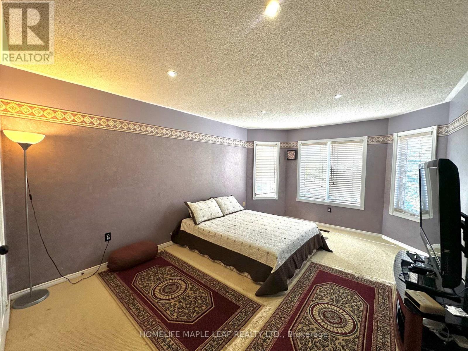 41 Woodstream Avenue E, Brampton, Ontario  L6R 1N7 - Photo 16 - W12494128