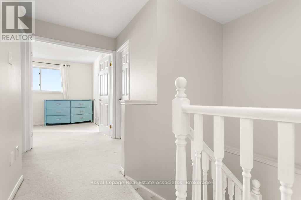 2913 Darien Road, Burlington (Rose), Ontario  L7M 4K2 - Photo 16 - W12494152