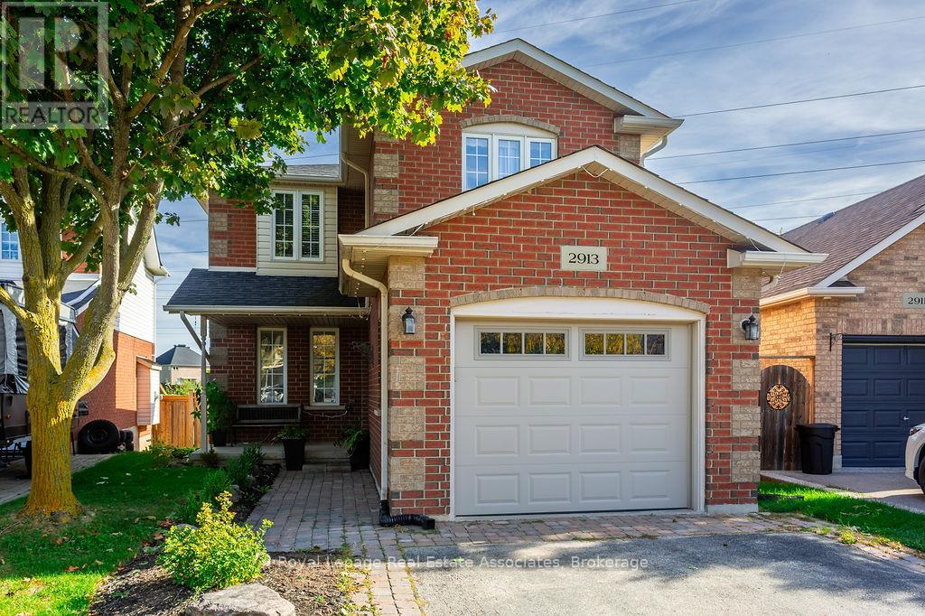 2913 Darien Road, Burlington (Rose), Ontario  L7M 4K2 - Photo 9 - W12494152