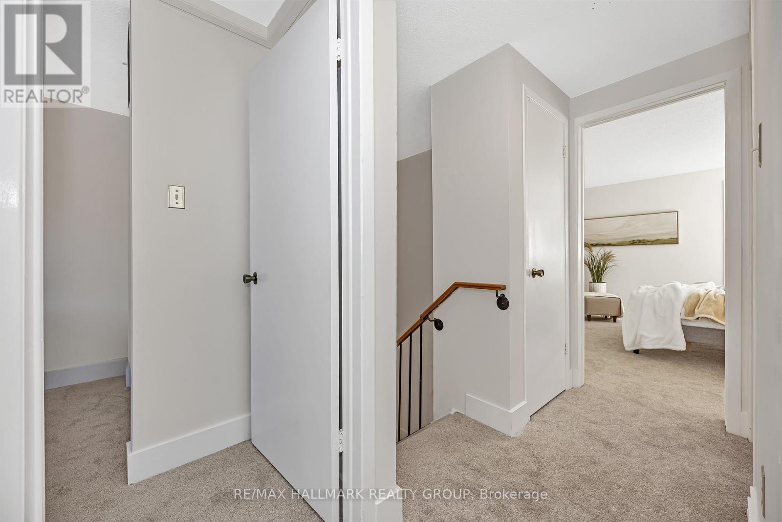 698 Malibu Terrace, Ottawa, Ontario  K2C 3T8 - Photo 21 - X12494194