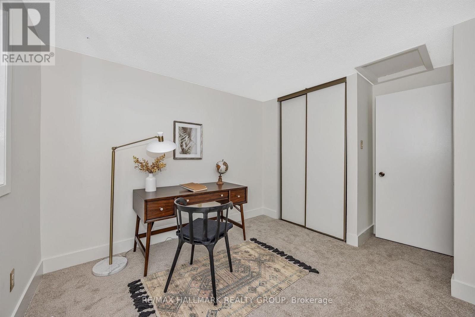 698 Malibu Terrace, Ottawa, Ontario  K2C 3T8 - Photo 29 - X12494194