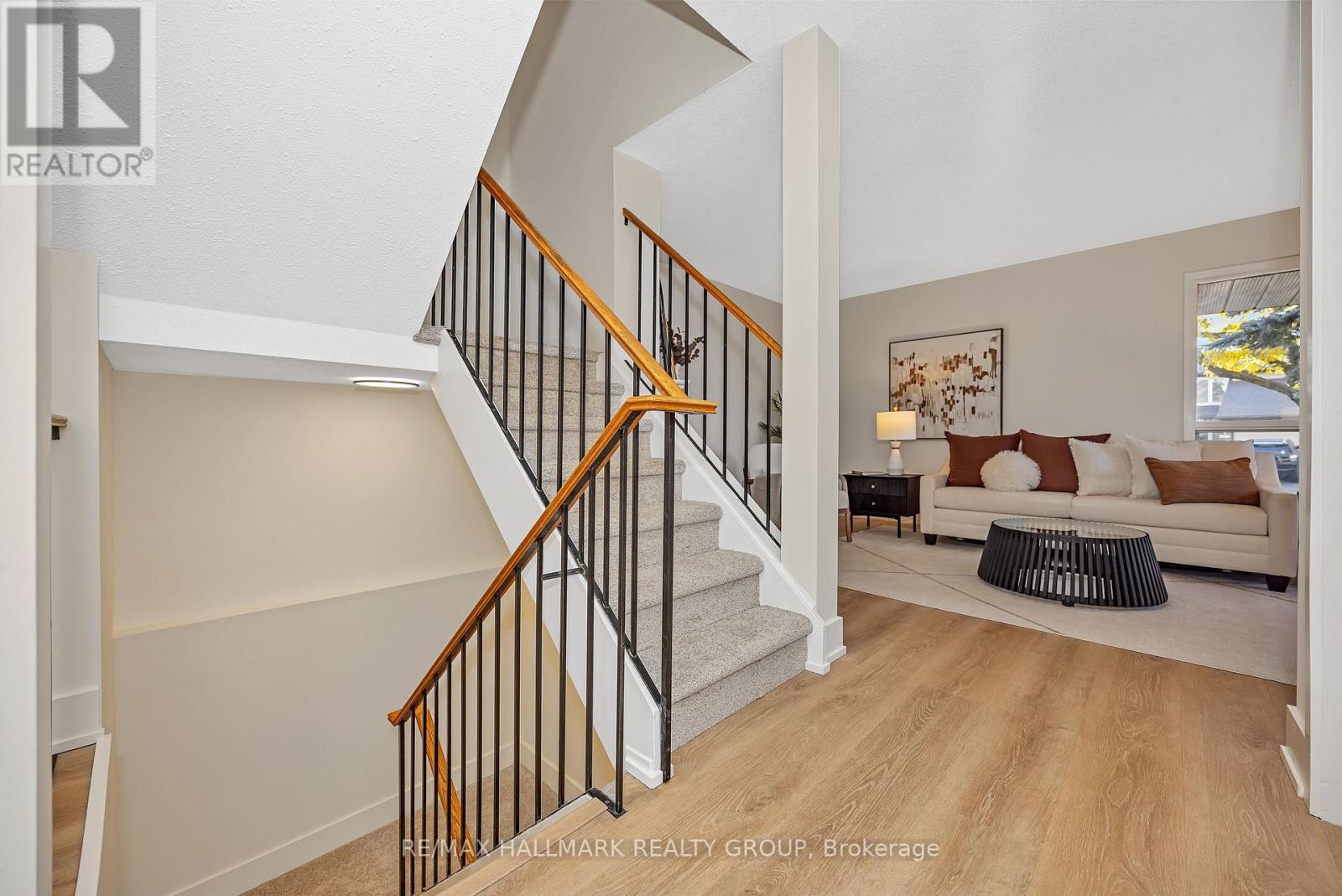 698 Malibu Terrace, Ottawa, Ontario  K2C 3T8 - Photo 33 - X12494194