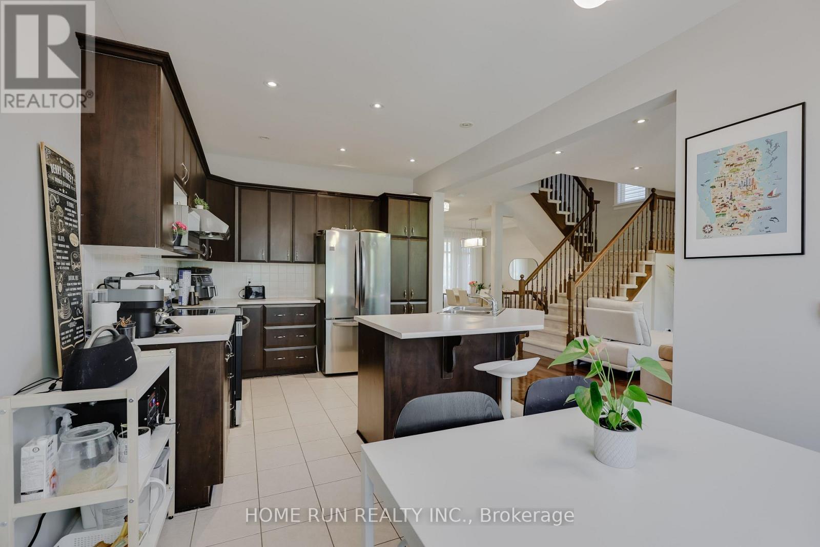 190 Keyrock Drive, Ottawa, Ontario  K2T 0A9 - Photo 12 - X12494212