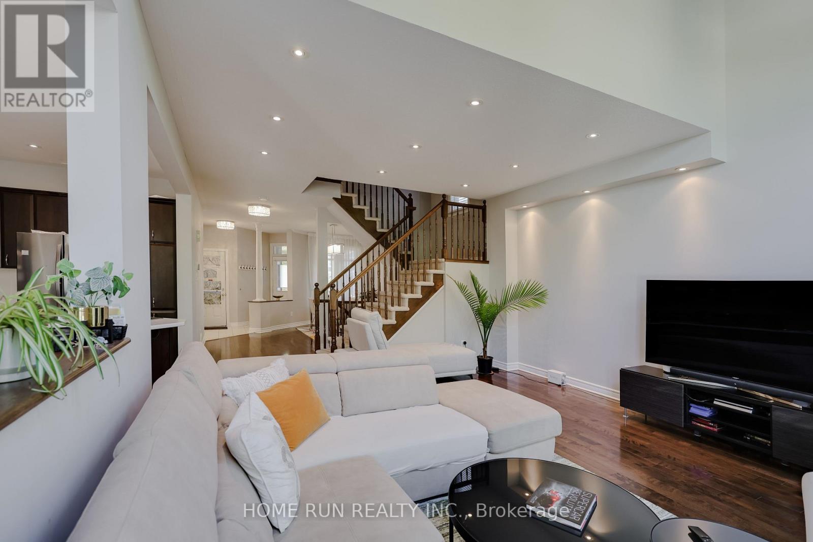 190 Keyrock Drive, Ottawa, Ontario  K2T 0A9 - Photo 19 - X12494212