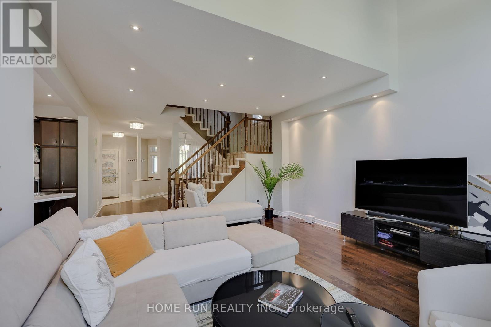 190 Keyrock Drive, Ottawa, Ontario  K2T 0A9 - Photo 20 - X12494212