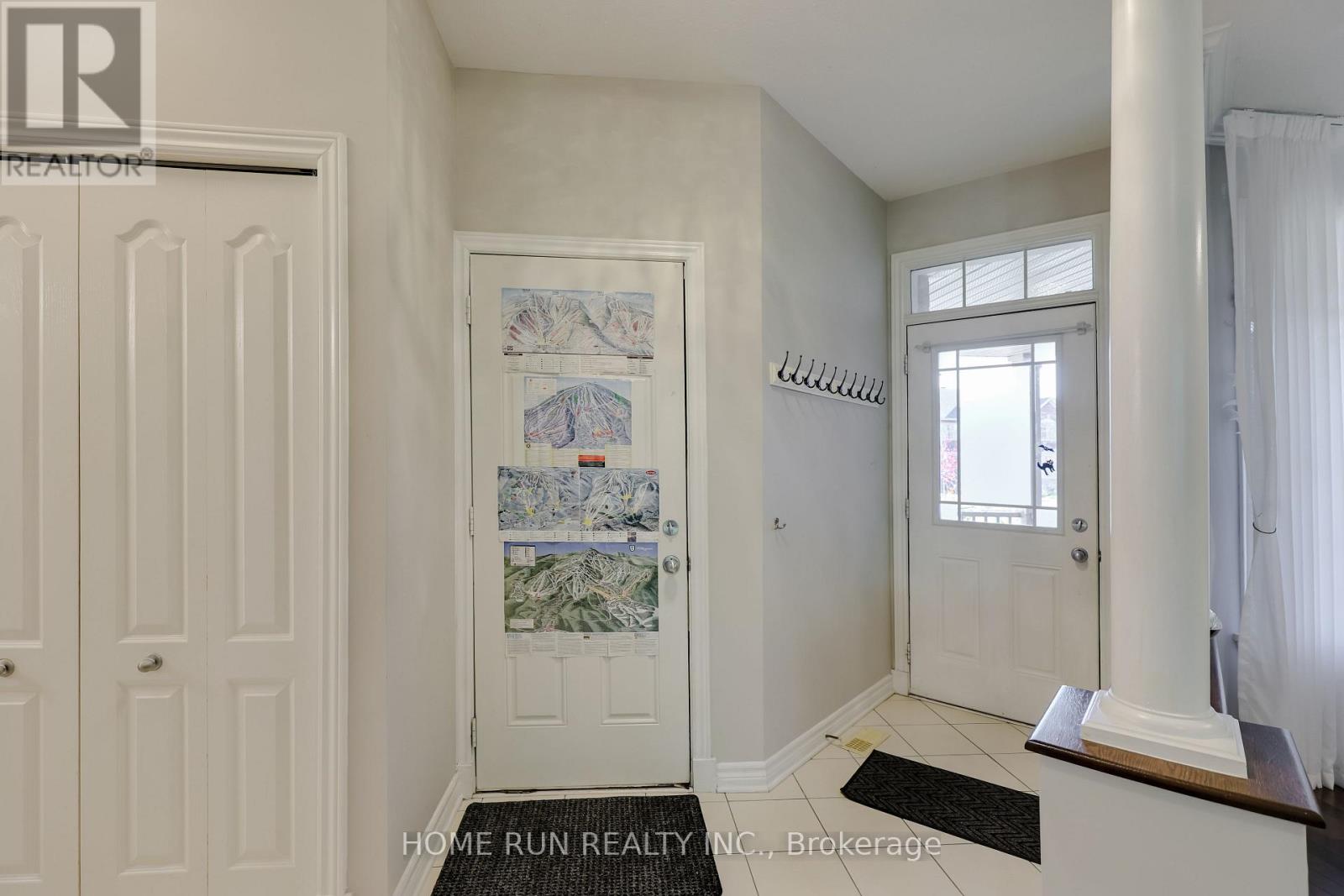 190 Keyrock Drive, Ottawa, Ontario  K2T 0A9 - Photo 3 - X12494212