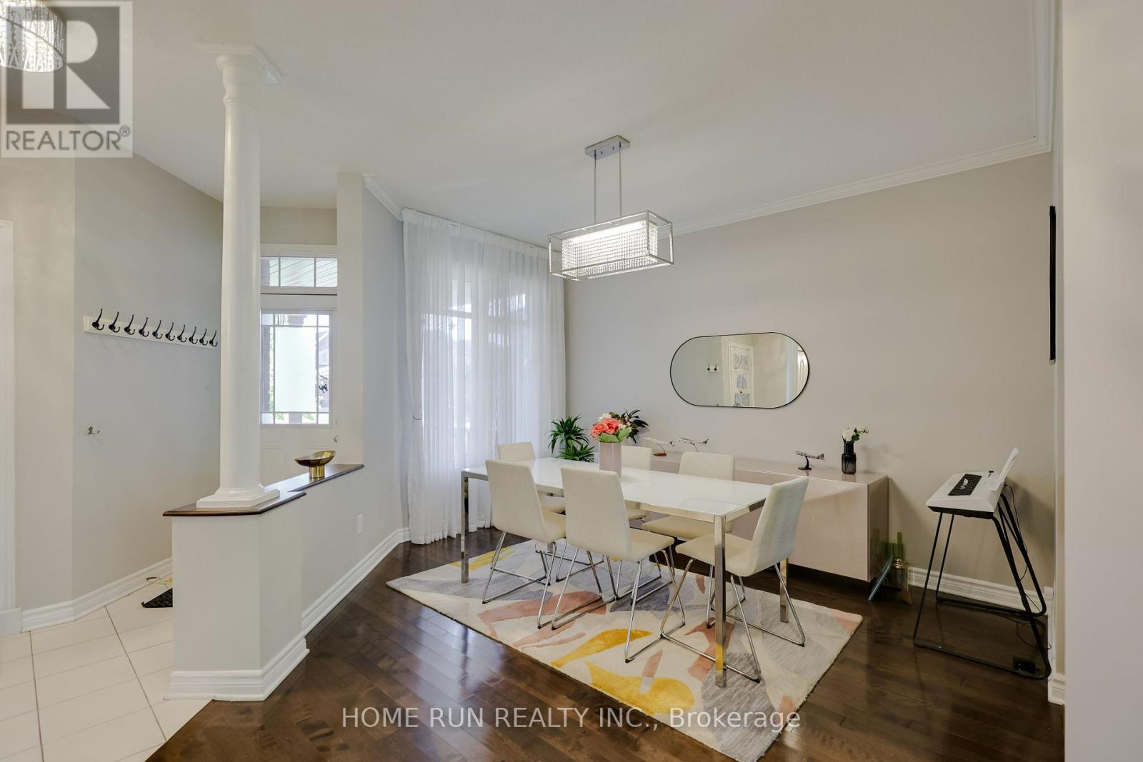 190 Keyrock Drive, Ottawa, Ontario  K2T 0A9 - Photo 4 - X12494212