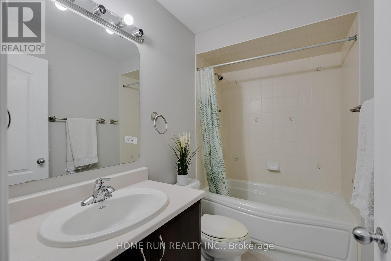 190 Keyrock Drive, Ottawa, Ontario  K2T 0A9 - Photo 43 - X12494212