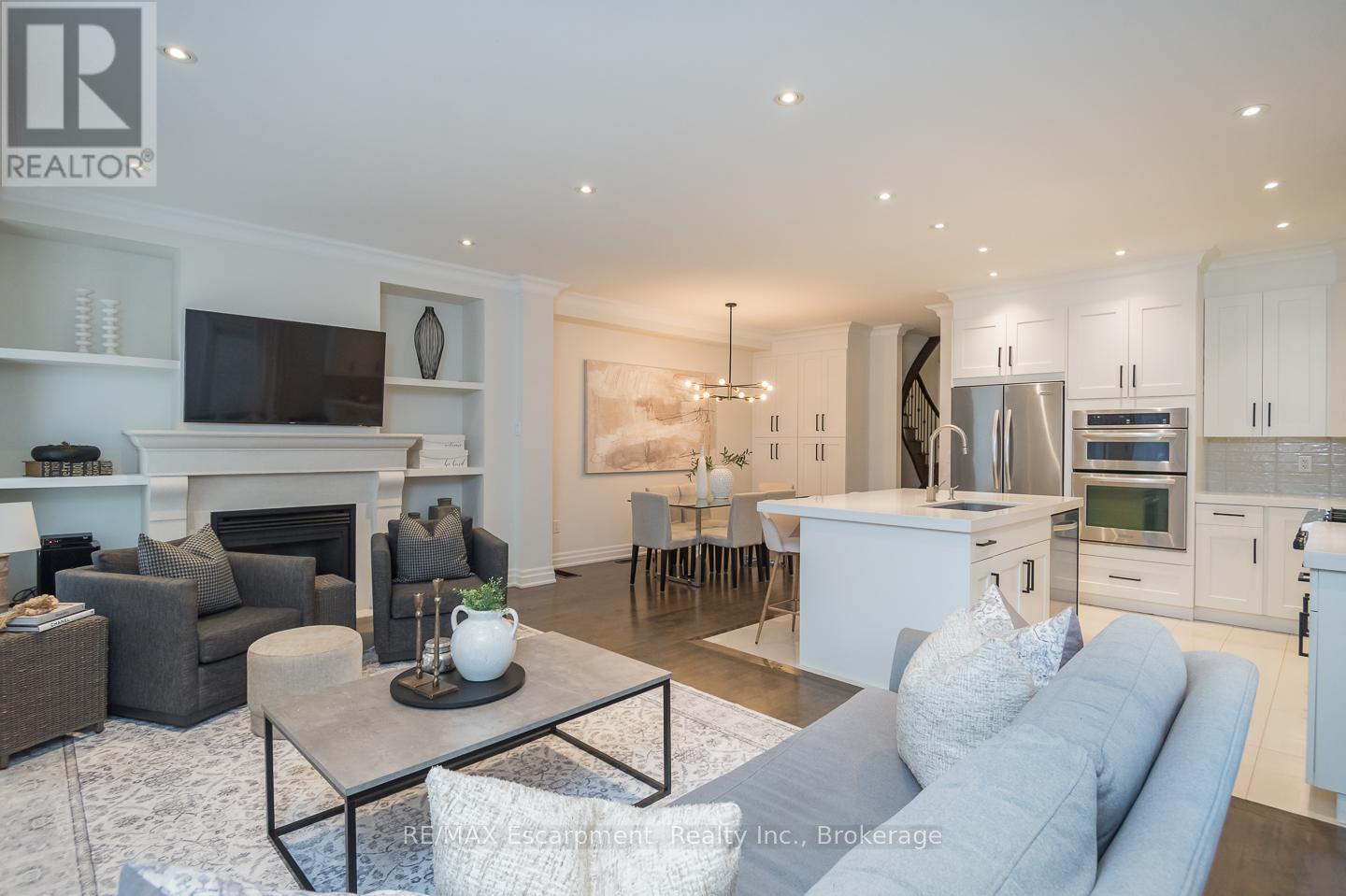 2334 Wuthering Heights Way, Oakville, Ontario  L6M 0E8 - Photo 22 - W12494216