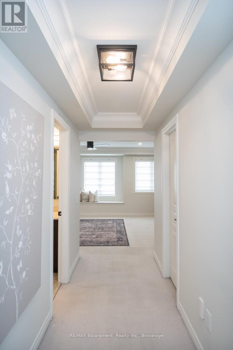 2334 Wuthering Heights Way, Oakville, Ontario  L6M 0E8 - Photo 26 - W12494216