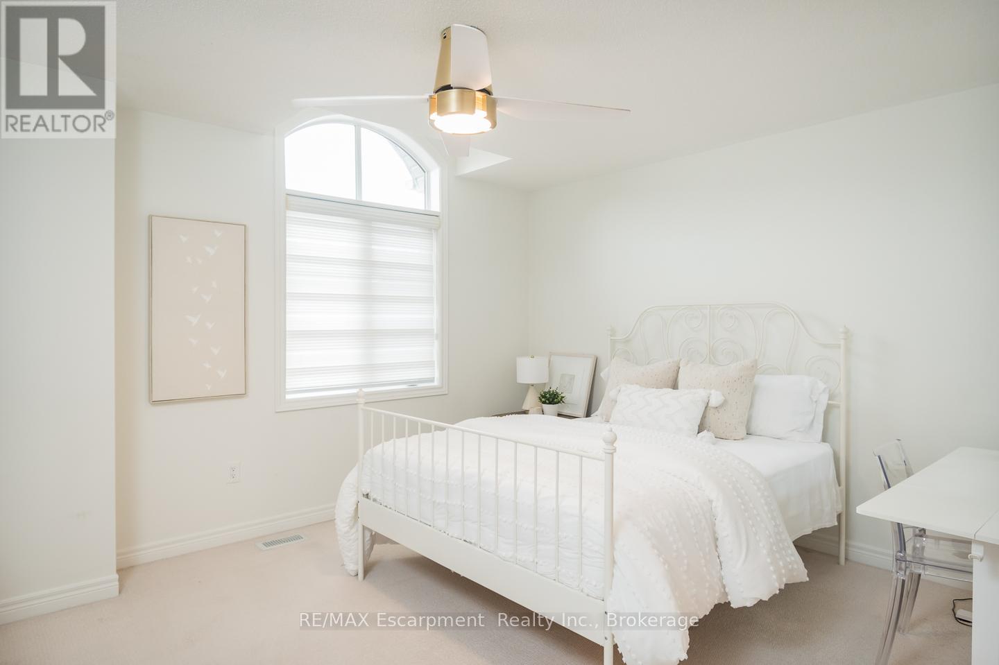 2334 Wuthering Heights Way, Oakville, Ontario  L6M 0E8 - Photo 33 - W12494216