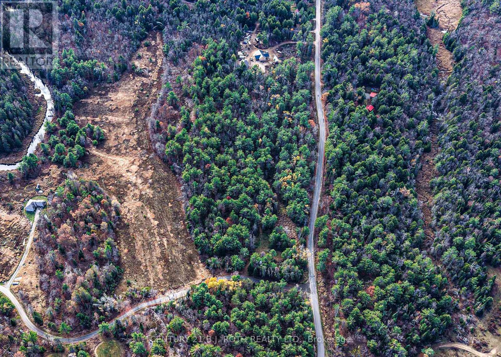 1036 Hopkins Road, Gravenhurst, Ontario  P1P 1R3 - Photo 2 - X12494144