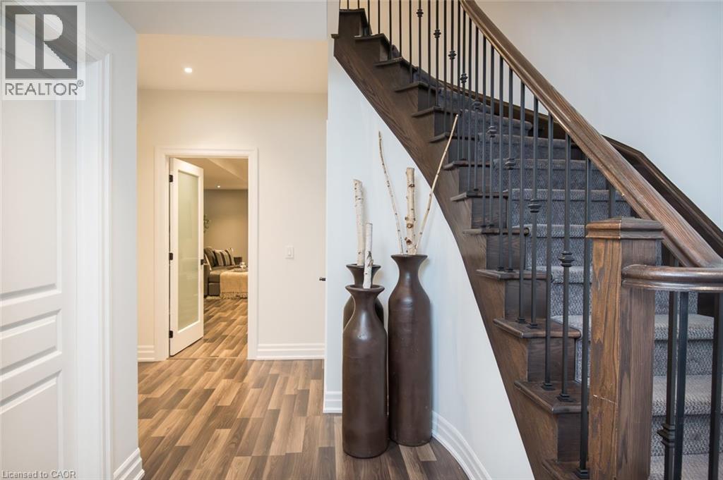 2334 Wuthering Heights Way, Oakville, Ontario  L6M 0E8 - Photo 39 - 40784576