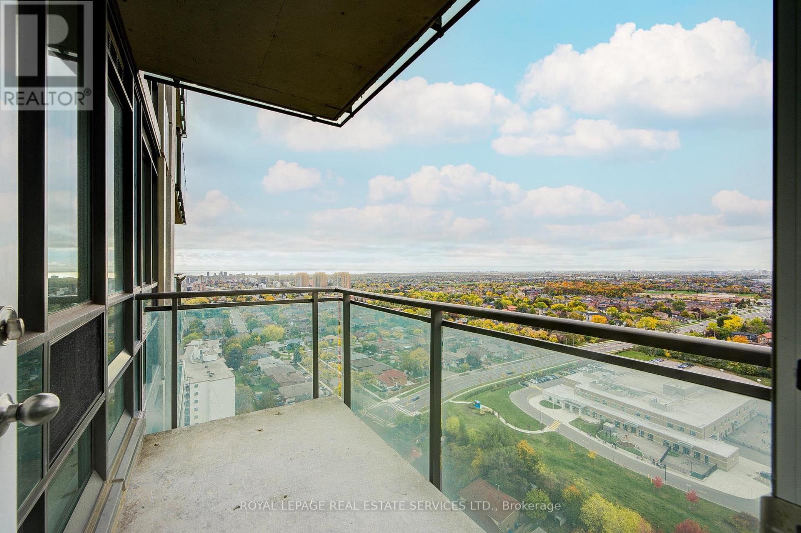 2708 - 3515 Kariya Drive, Mississauga, Ontario  L5B 0C1 - Photo 26 - W12494010