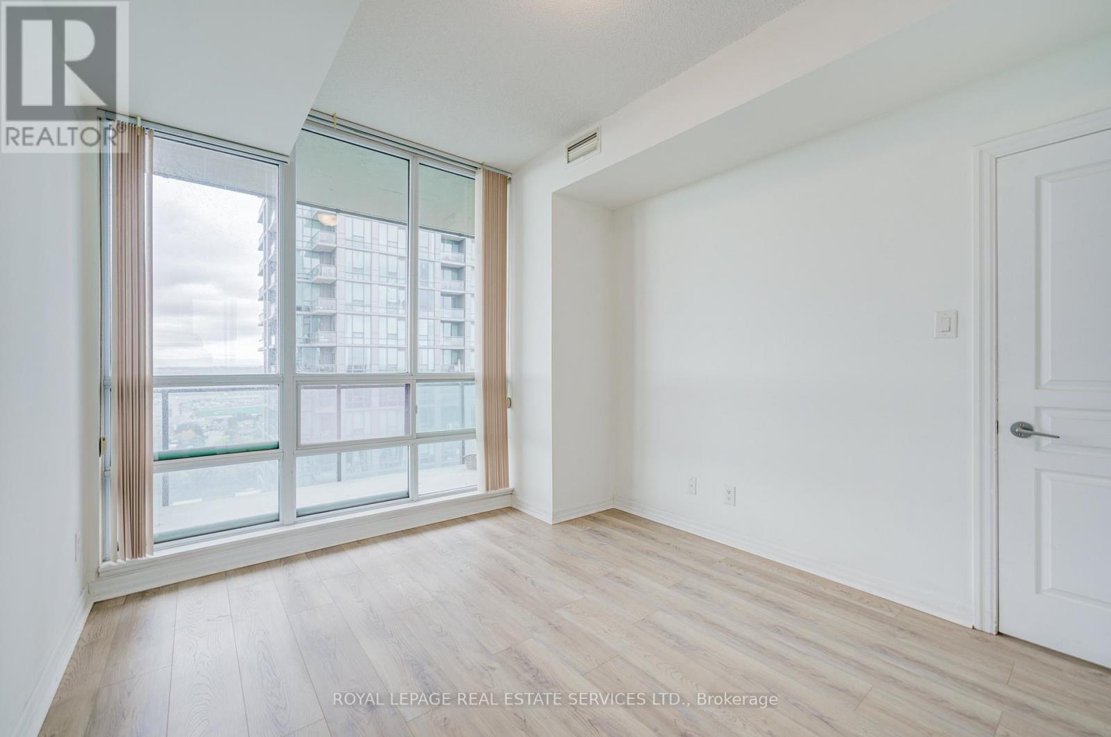 2708 - 3515 Kariya Drive, Mississauga, Ontario  L5B 0C1 - Photo 18 - W12494010