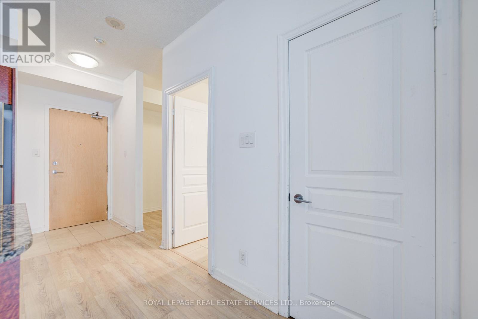 2708 - 3515 Kariya Drive, Mississauga, Ontario  L5B 0C1 - Photo 24 - W12494010