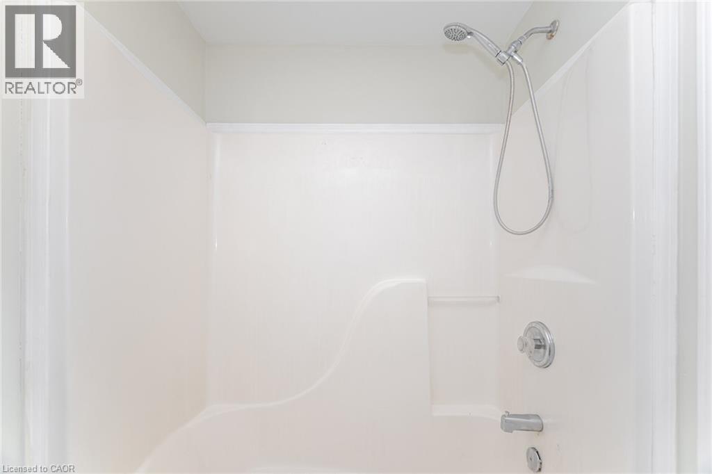 525 Chablis Drive, Waterloo, Ontario  N2T 2Y1 - Photo 31 - 40784601