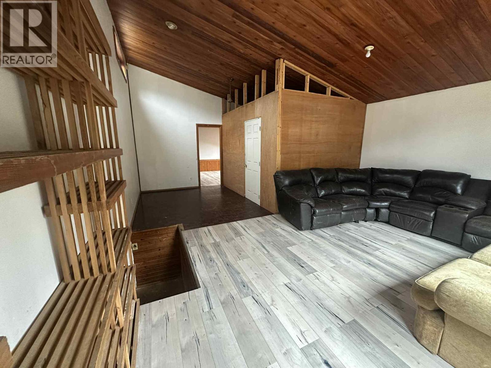 2349 Slocan Valley West Road, Slocan Park, British Columbia  V0G 2G0 - Photo 11 - 10366799