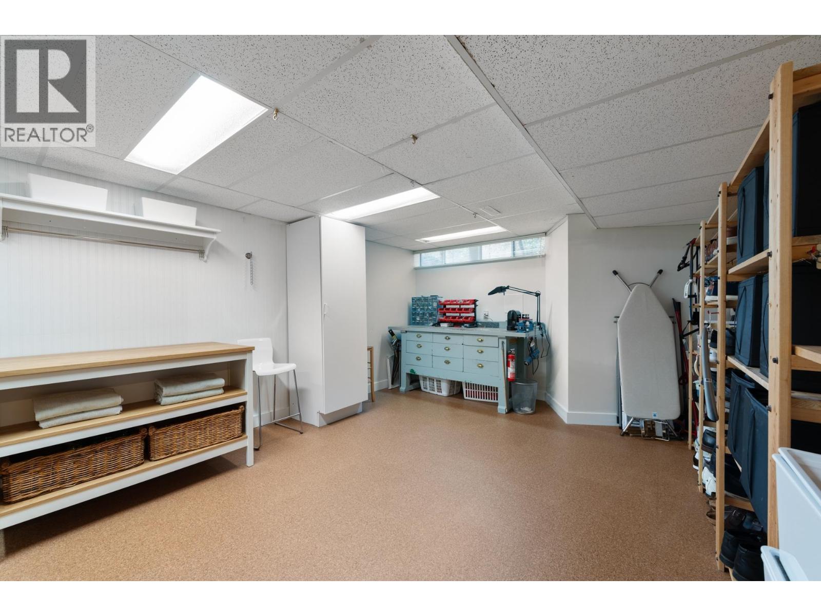 997 Canyon Boulevard, North Vancouver, British Columbia  V7R 2K2 - Photo 24 - R3056261