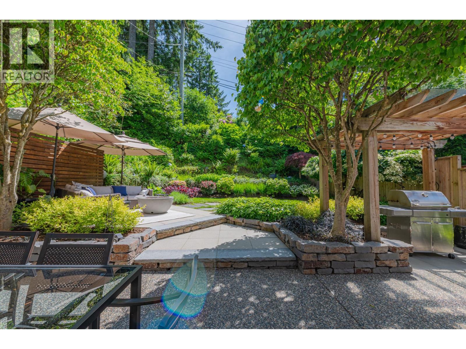 997 Canyon Boulevard, North Vancouver, British Columbia  V7R 2K2 - Photo 35 - R3056261
