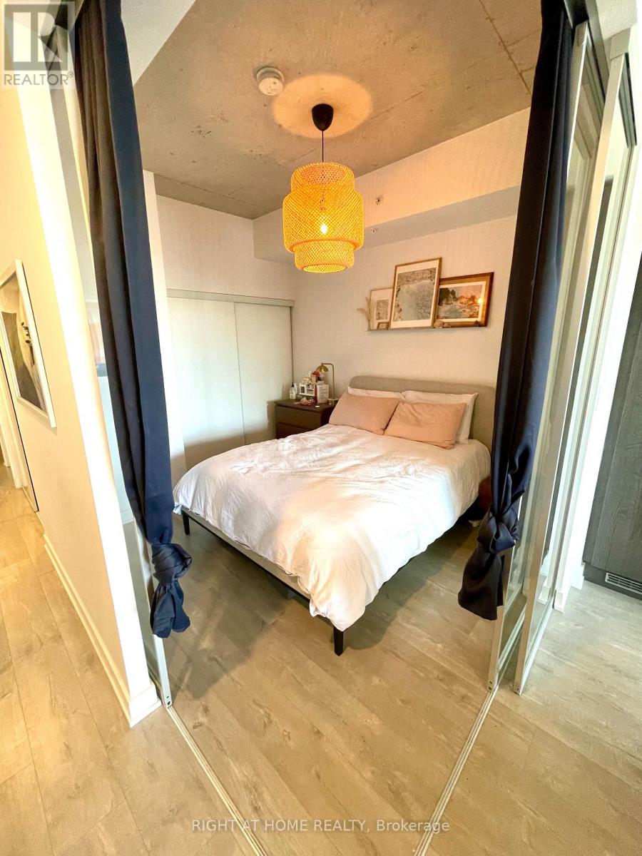 511 - 109 Ossington Avenue, Toronto, Ontario  M6J 0G1 - Photo 10 - C12494184