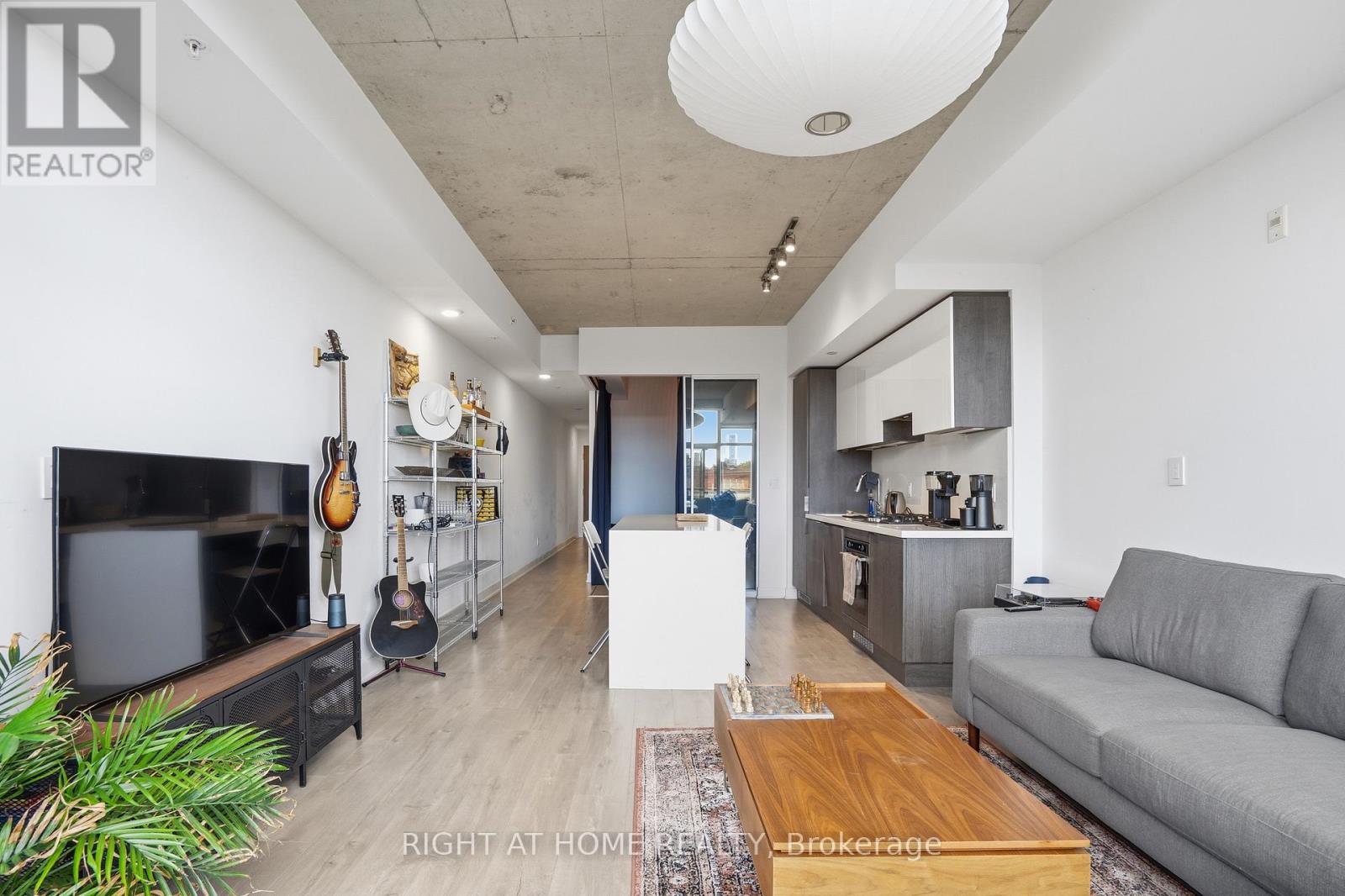 109 Ossington Avenue, Toronto, Ontario  M6J 2Z2 - Photo 14 - C12494200