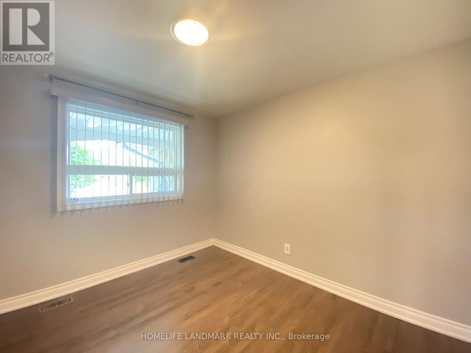 Upper - 156 Guildwood Parkway, Toronto, Ontario  M1E 1P4 - Photo 12 - E12494202