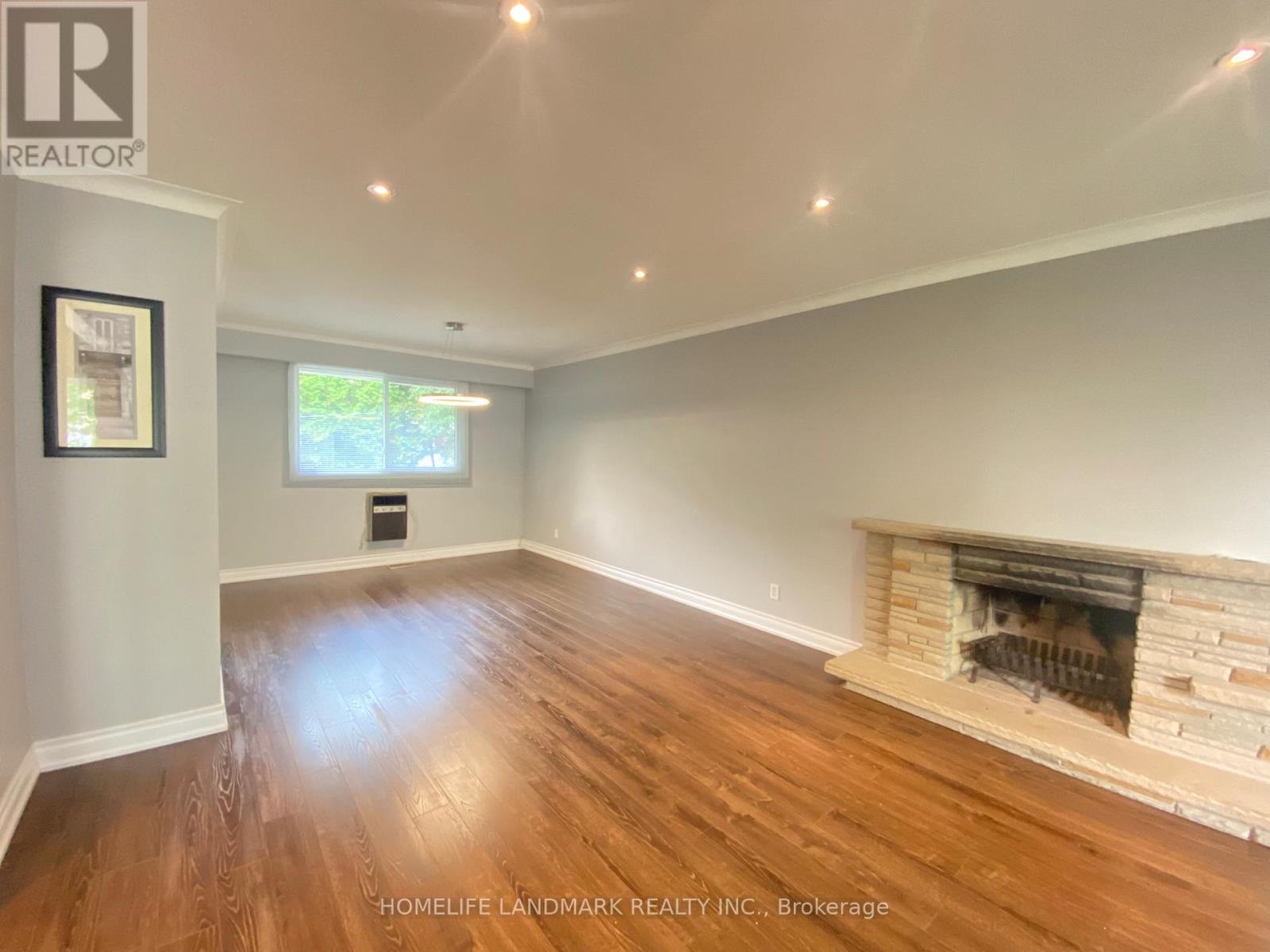 Upper - 156 Guildwood Parkway, Toronto, Ontario  M1E 1P4 - Photo 4 - E12494202