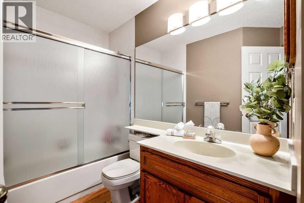 152 Douglas Woods Grove Se, Calgary, Alberta  T2J 7C3 - Photo 33 - A2267767