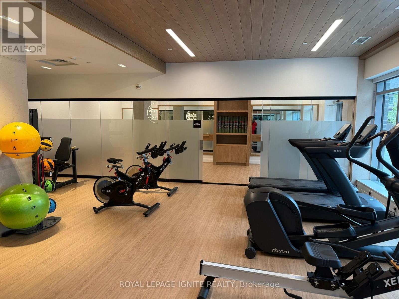 408 - 3250 Carding Mill Trail, Oakville, Ontario  L6M 1L3 - Photo 17 - W12494172