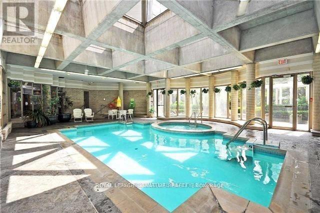 105 - 55 Kingsbridge Garden Circle, Mississauga, Ontario  L5R 1Y1 - Photo 8 - W12494174